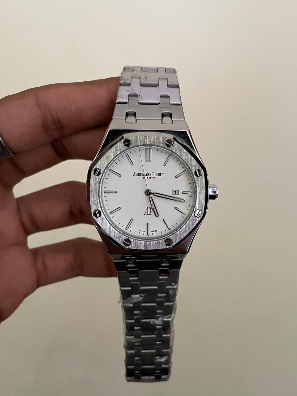 AP ROYALOAK - B2123 - 41MM - SILVER WHITE- QUARTZ WATCH