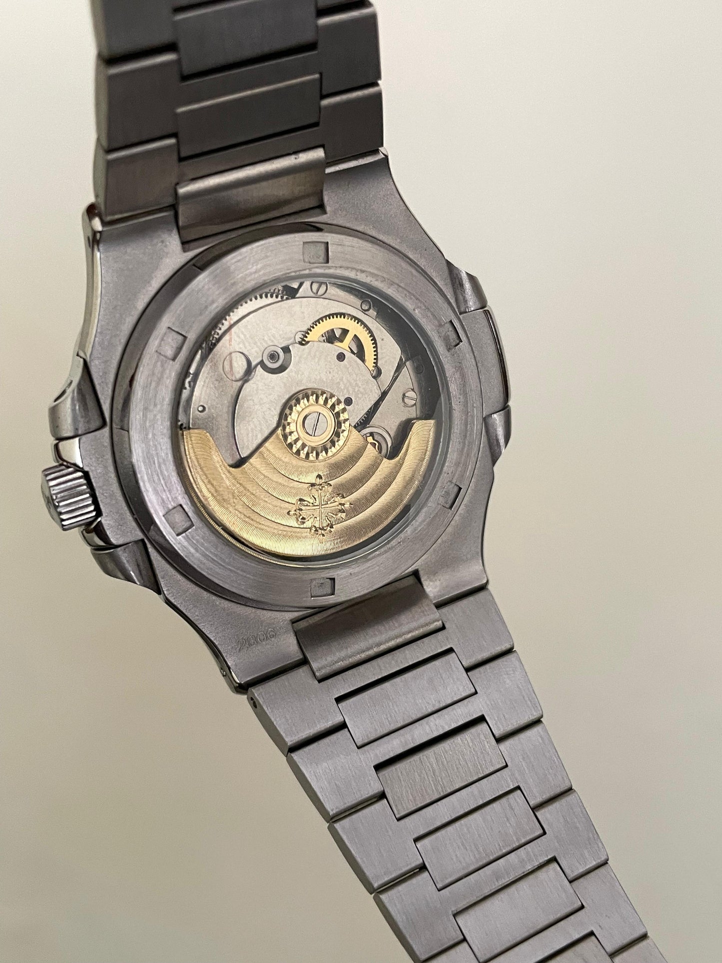 PP NAUTILUS - A1102 - 41MM - SILVER MUSTARD - AUTOMATIC WATCH