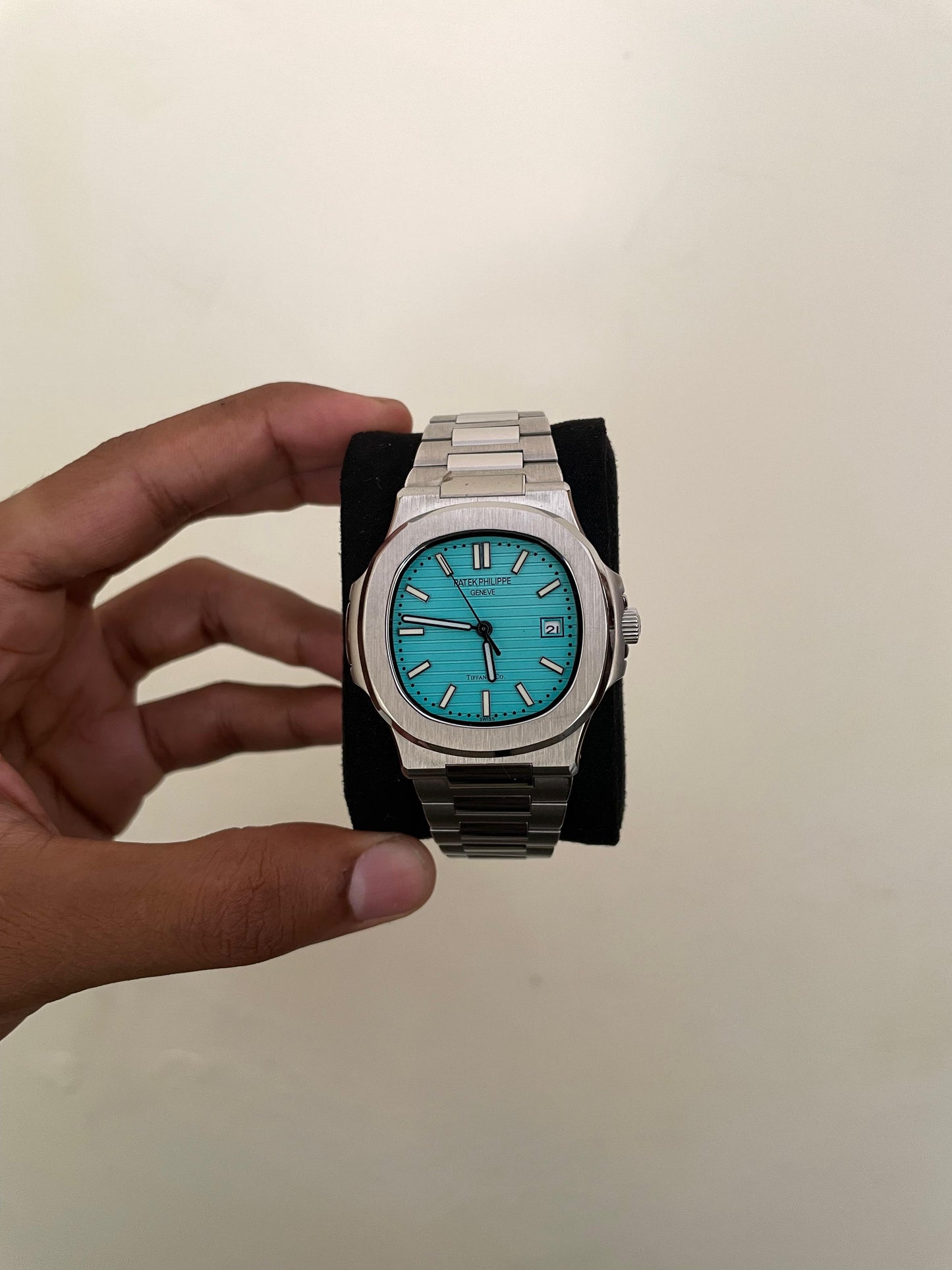 PP NAUTILUS - A1101 - 41MM - SILVER TIFFANY - AUTOMATIC WATCH